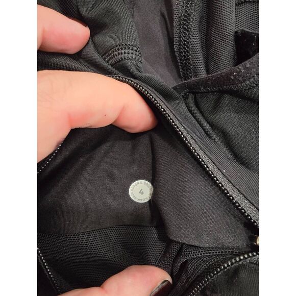 Lululemon Speed Up Shorts 2.5" Black Size 4 Run Athletic Liner Zip Pocket - Picture 2 of 9